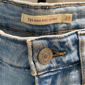 Levi’s 721 high rise skinny